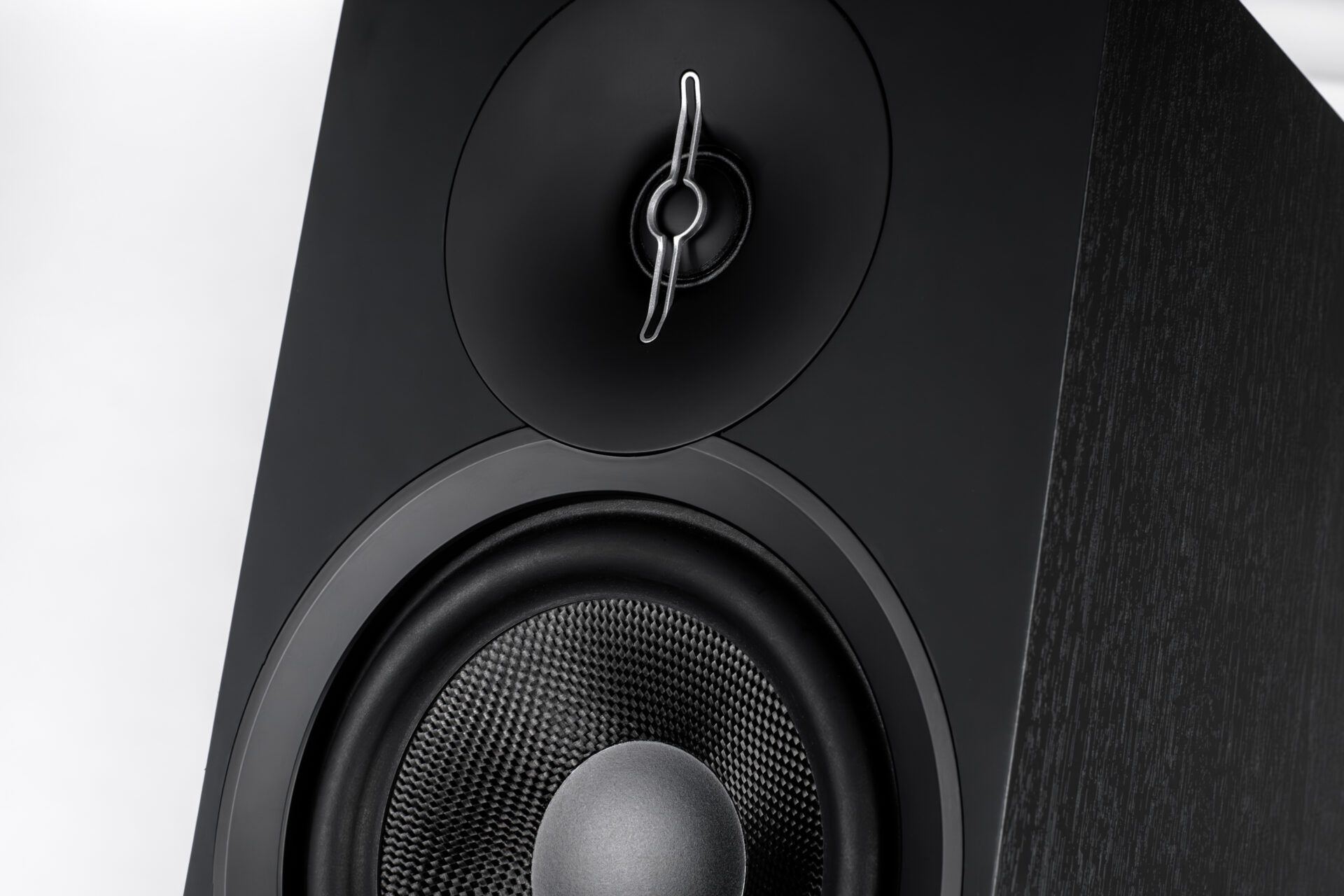 ELAC Debut 3.0 DF63 Floorstander - Image 6