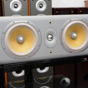 B&W LCR 600 Centre Speaker