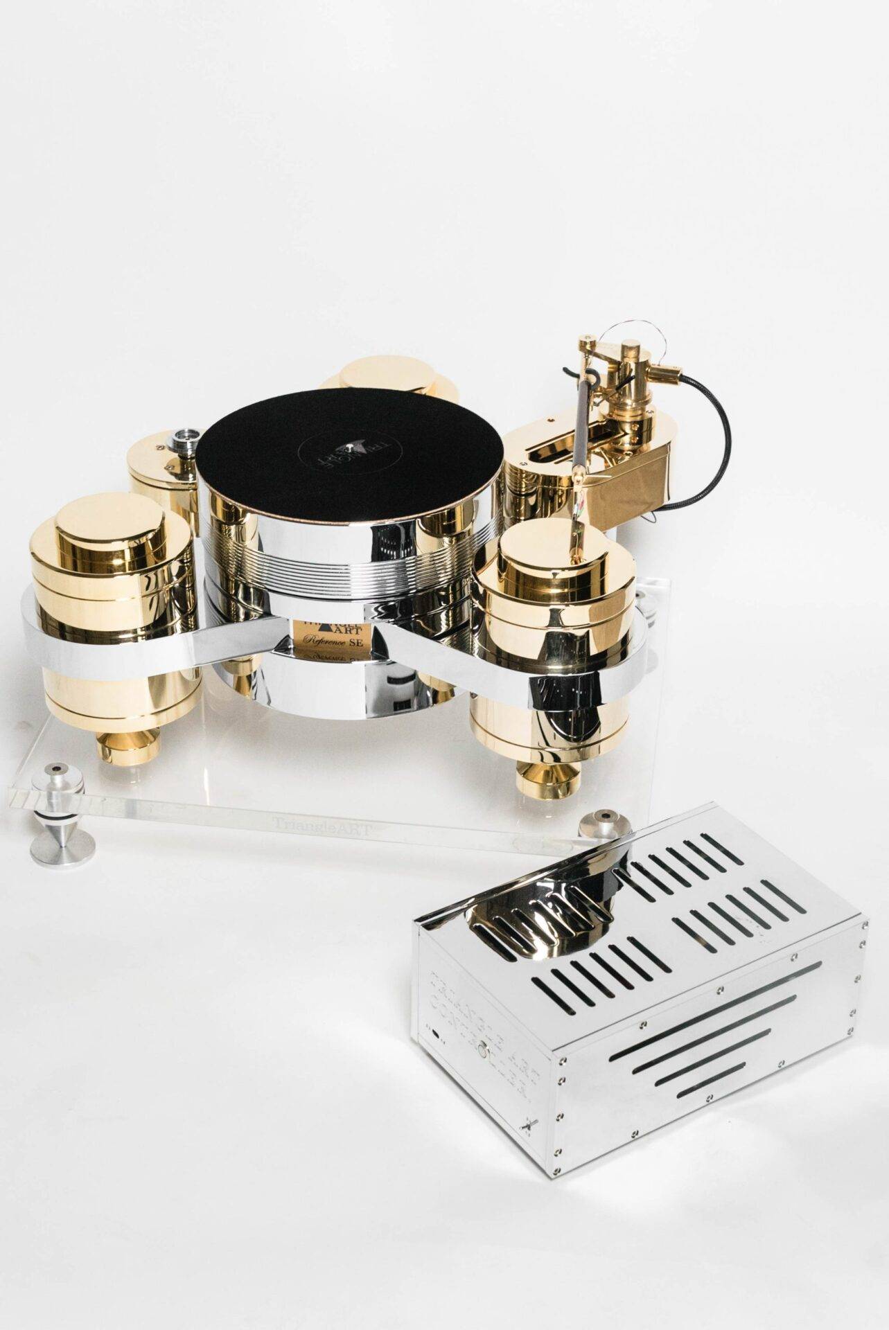 Triangle Art Reference SE with Osiris Mk2 Tonearm (Only one in SA) - Image 2