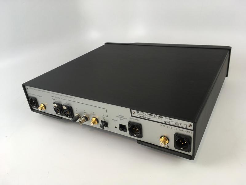 Mark Levinson No.36 D/A converter - Image 4