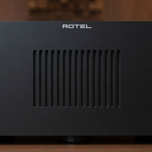Rotel RMB-1555 Five Channel Power Amplifier